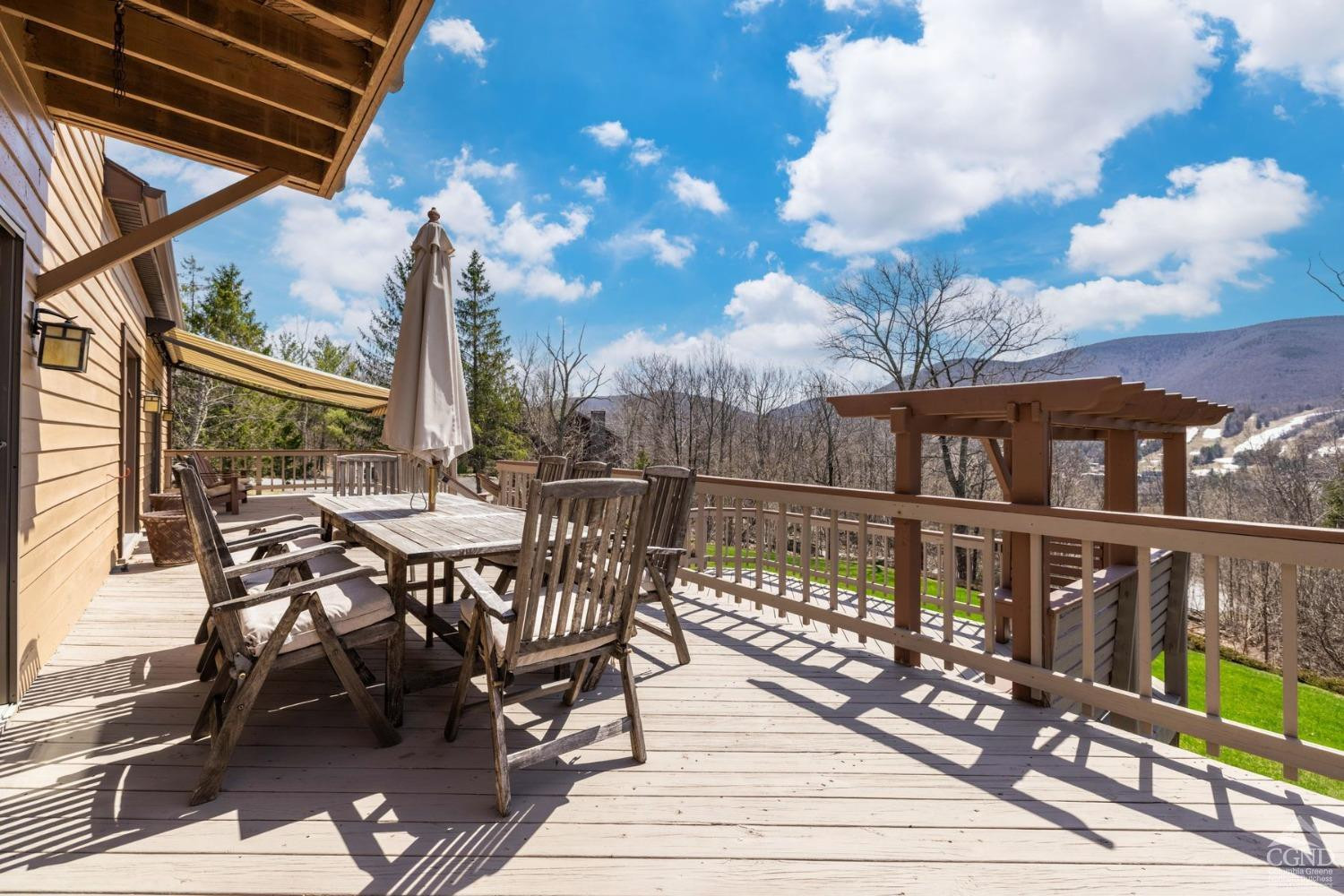 Hunter, New York, 12442, United States, 4 Bedrooms Bedrooms, ,5 BathroomsBathrooms,Residential,For Sale,1792843