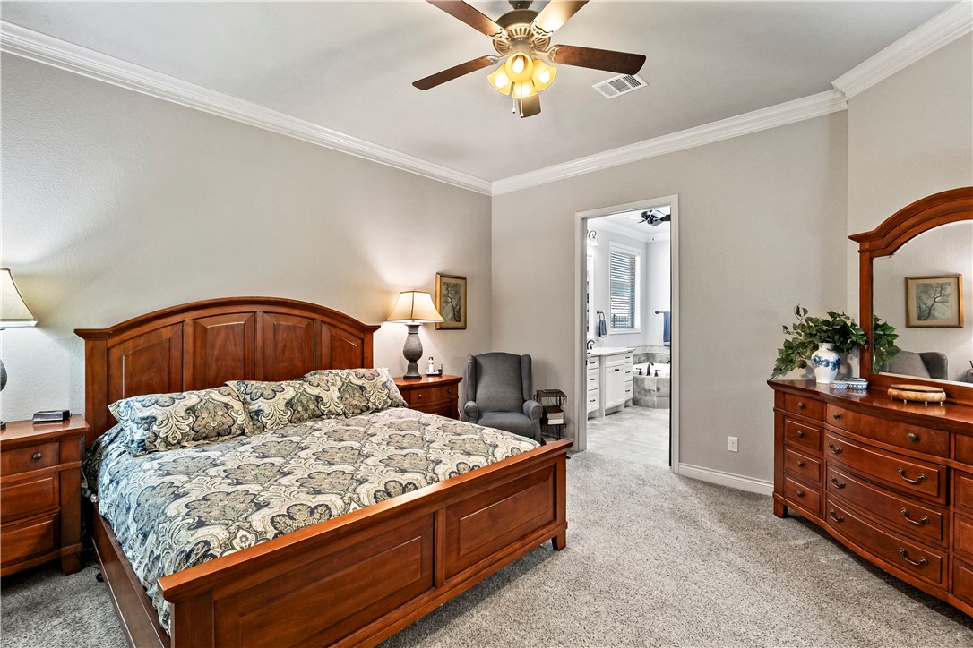 College Station, Texas, 77845, United States, 3 Bedrooms Bedrooms, ,3 BathroomsBathrooms,Residential,For Sale,1940583