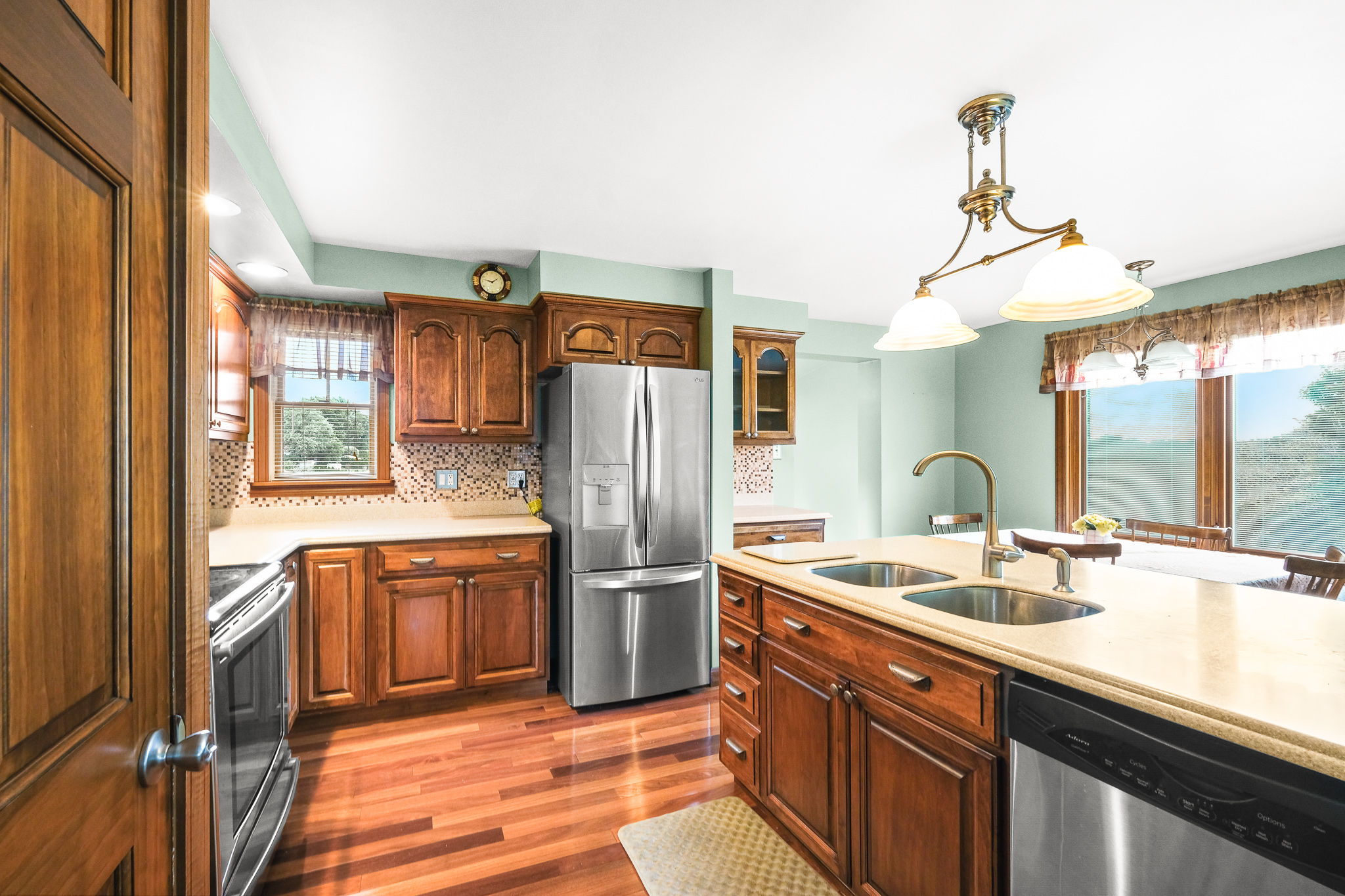  2422 Silver Oak Place, Pittsburgh, PA 15220 - 物件實景