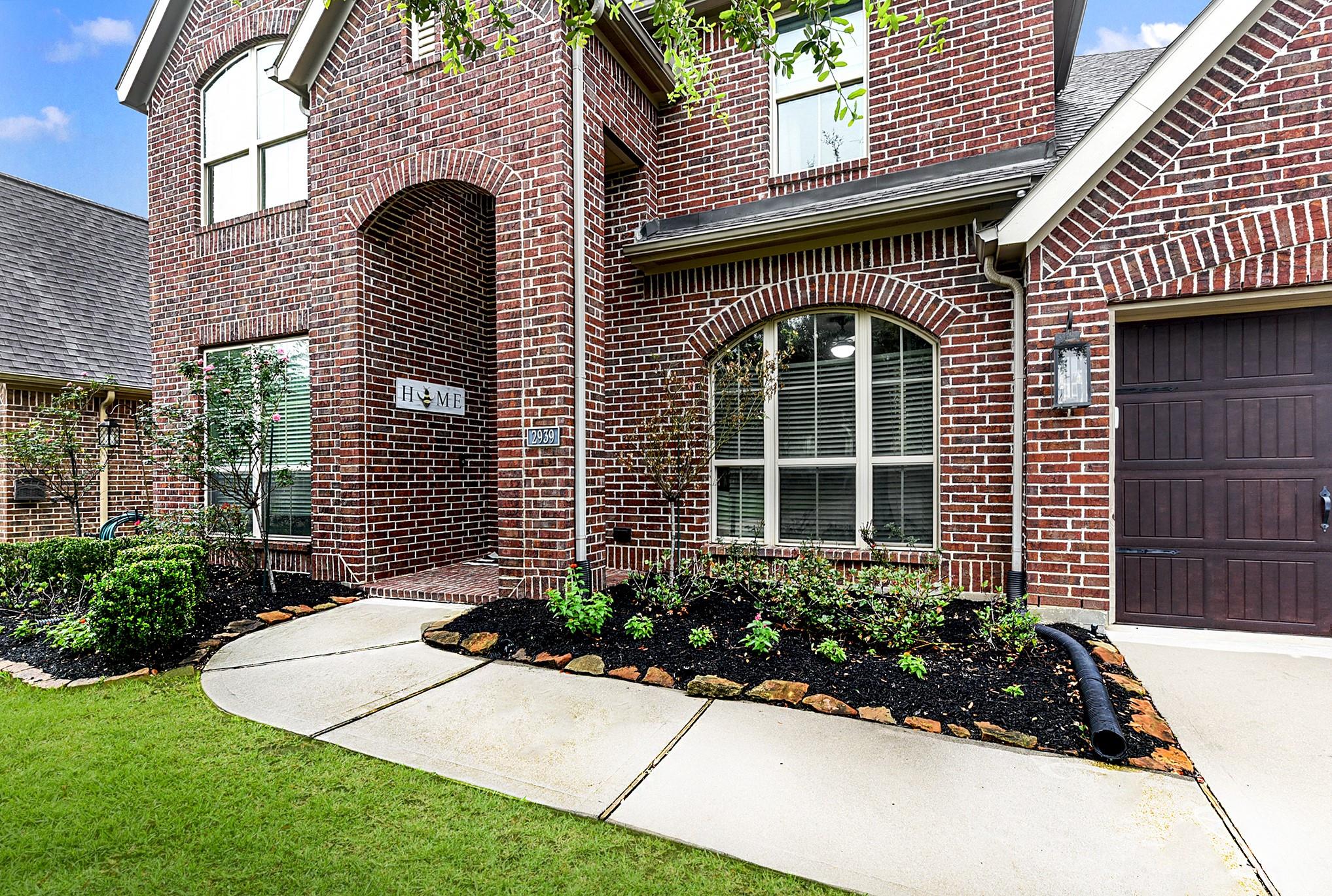 Katy, Texas, 77494, United States, 5 Bedrooms Bedrooms, ,5 BathroomsBathrooms,Residential,For Sale,2048040