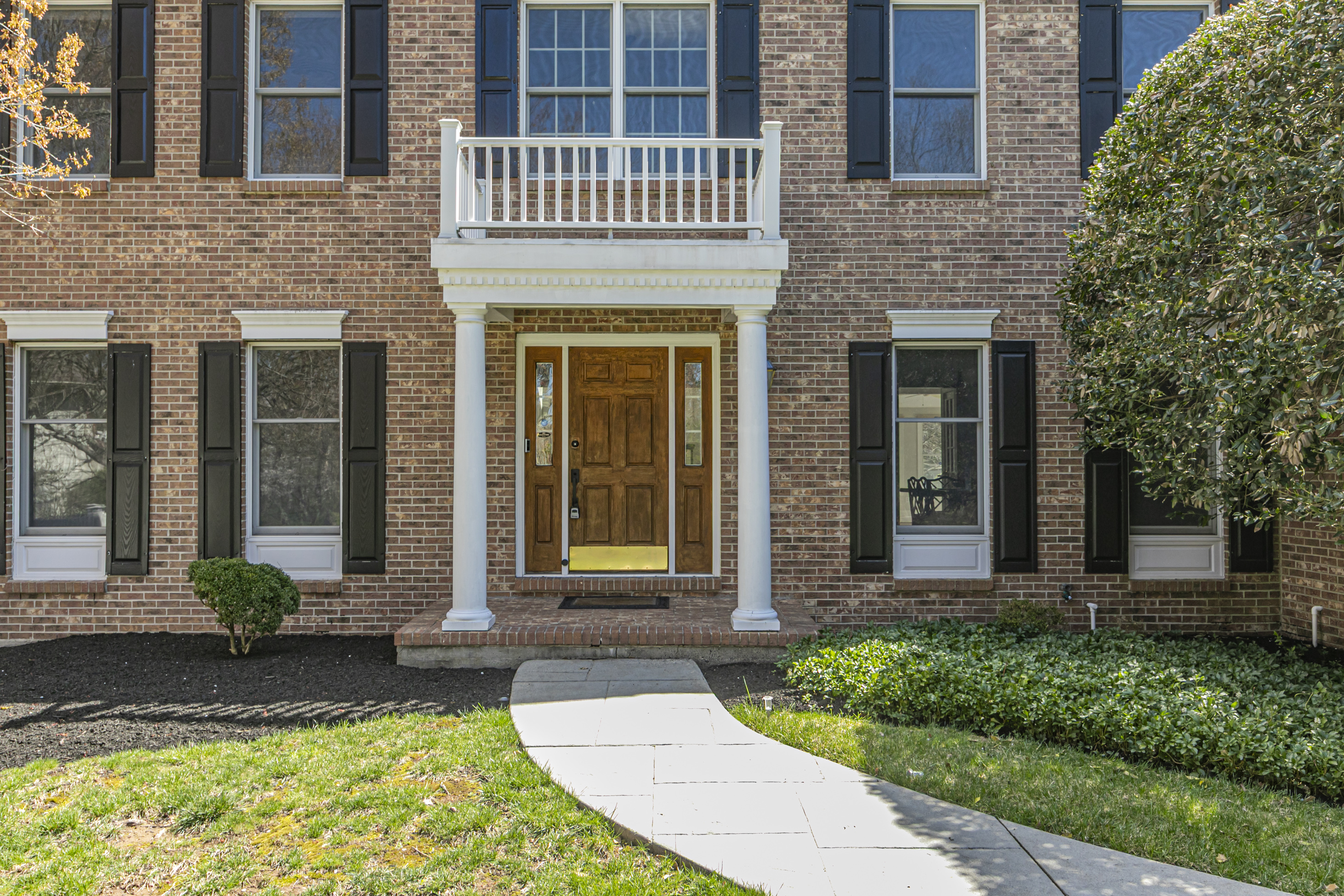  Newly Updated Ettl Farm Home on an Exceptional Lot - 物件實景