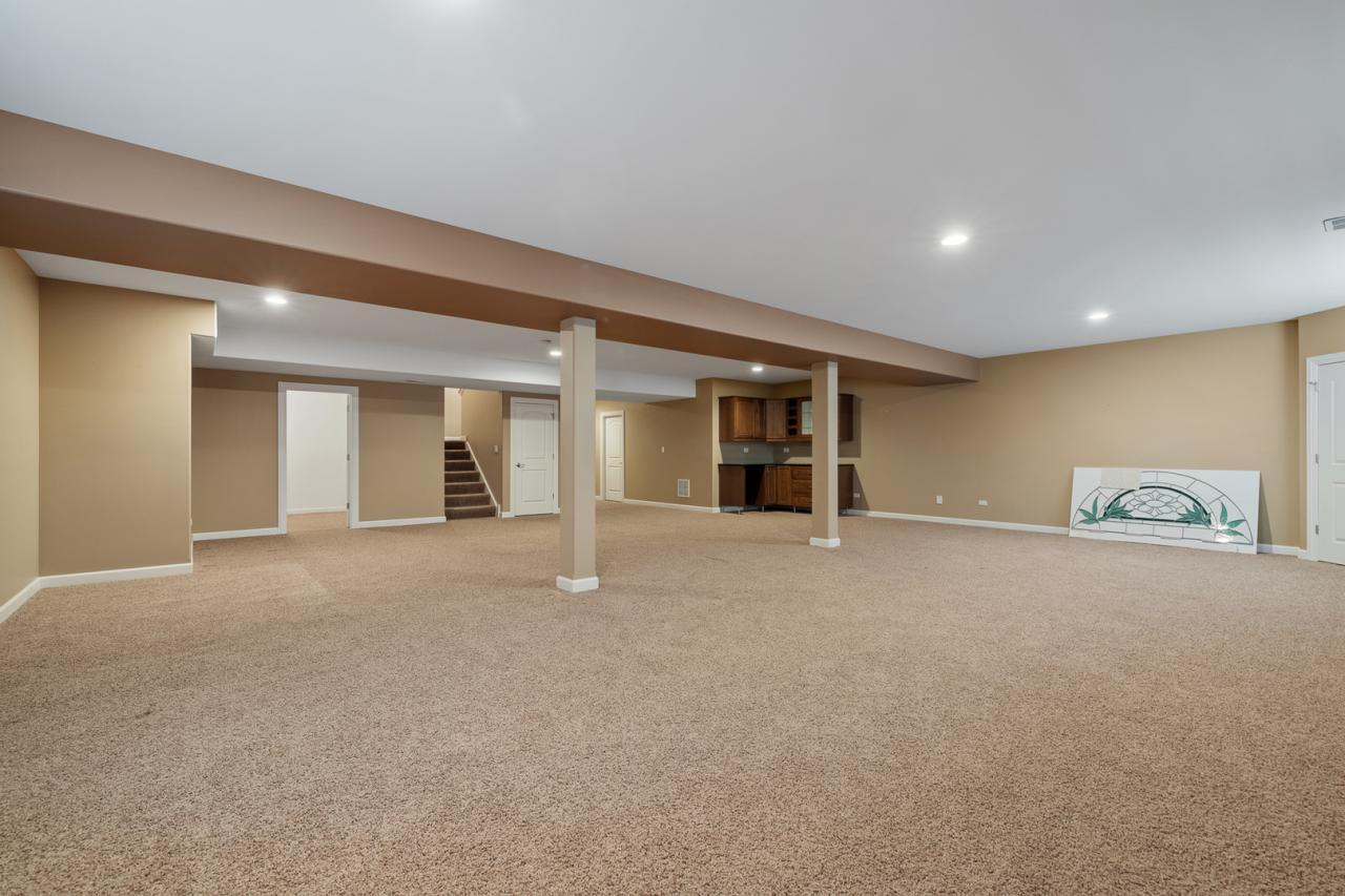 1028 LIMESTONE Drive, Lemont, Illinois, 60439, United States, 3 Bedrooms Bedrooms, ,3 BathroomsBathrooms,Residential,For Sale,1028 LIMESTONE Drive,1658928