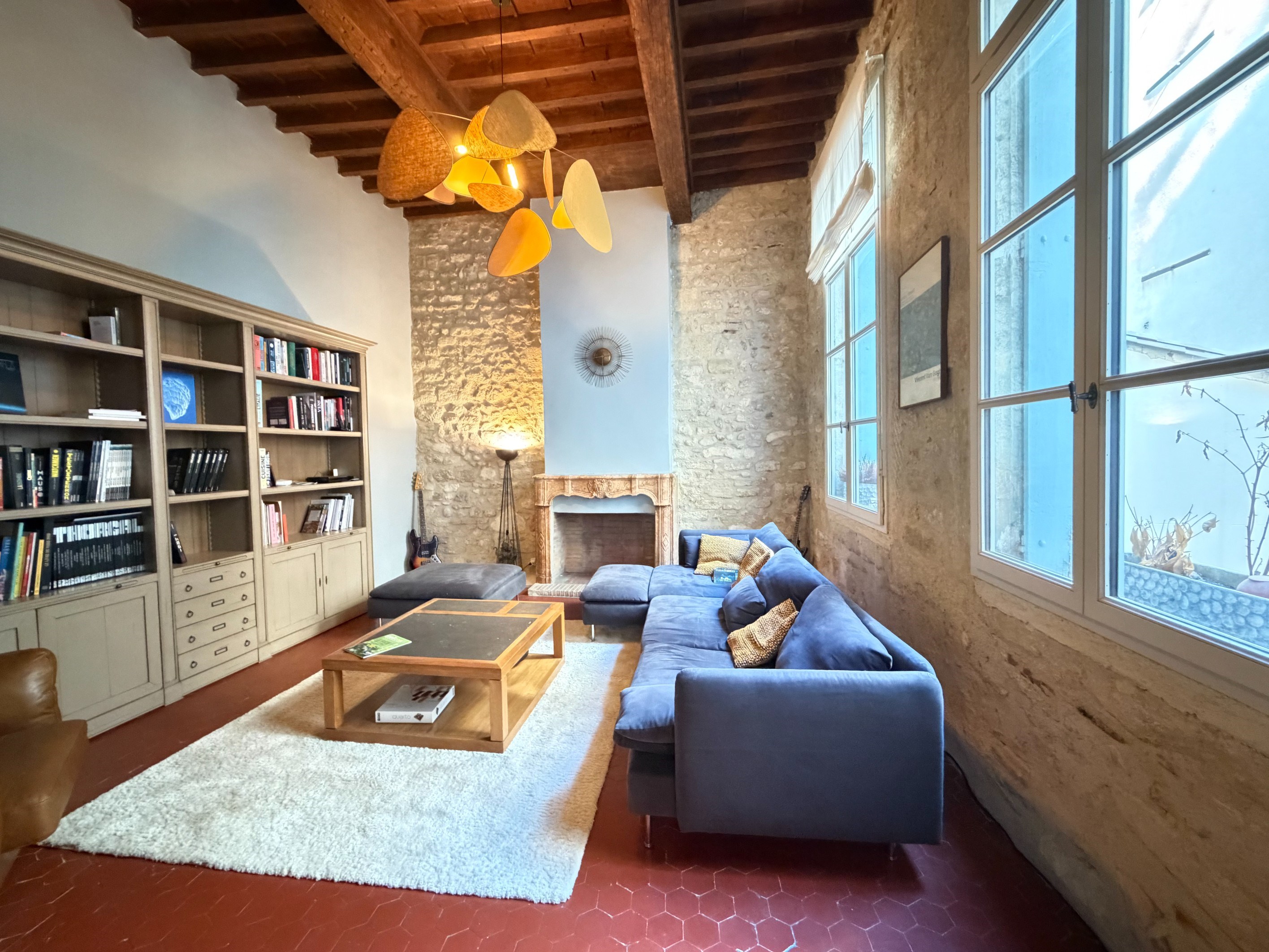  Typical Ecusson apartment with preserved character... - 物件實景