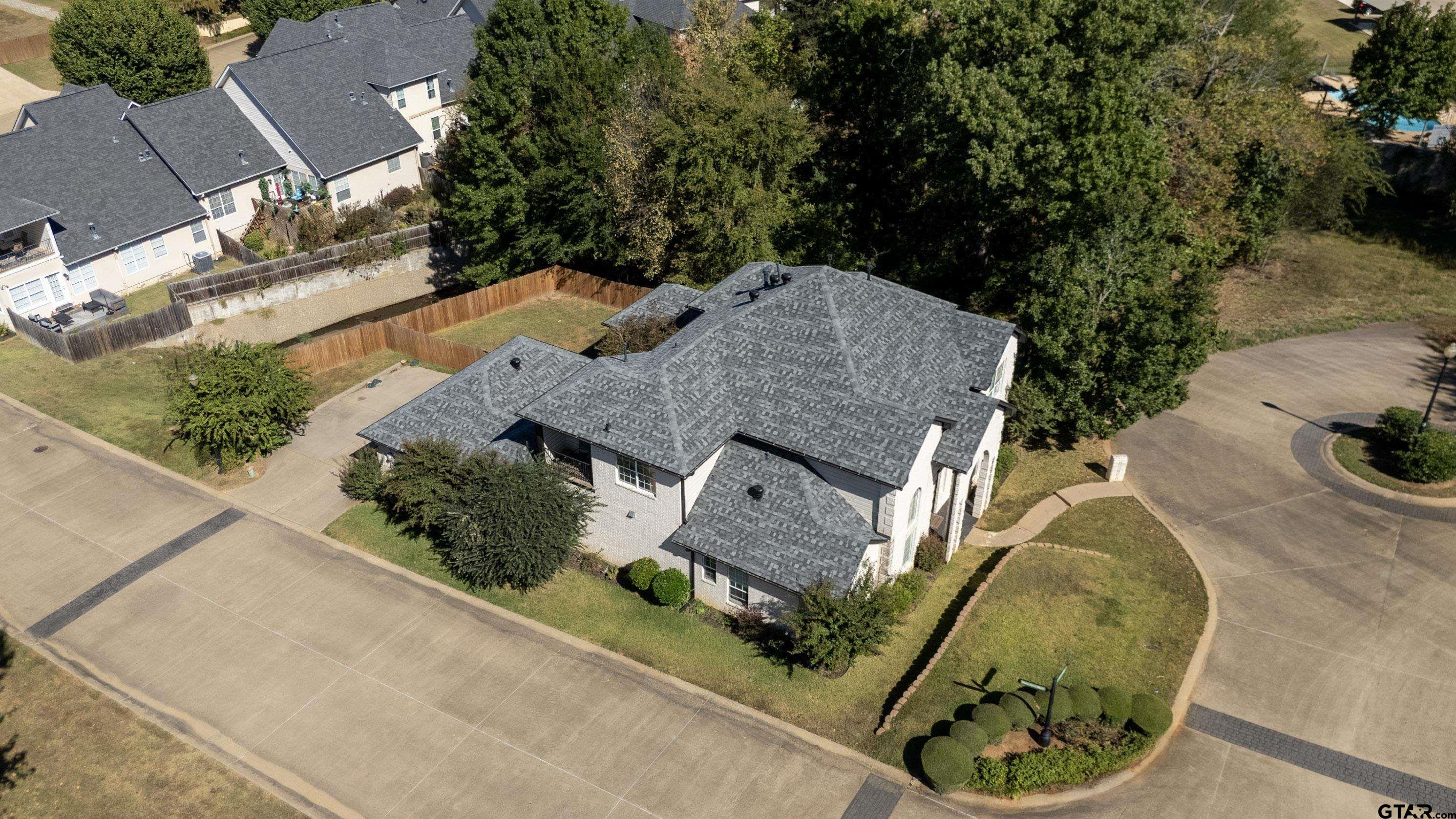 Tyler, Texas, 75703, United States, 5 Bedrooms Bedrooms, ,5 BathroomsBathrooms,Residential,For Sale,1901278