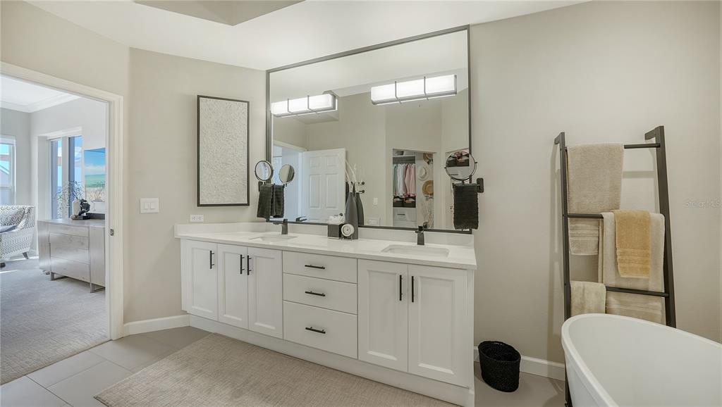 Sarasota, Florida, 34231, United States, 3 Bedrooms Bedrooms, ,2 BathroomsBathrooms,Residential,For Sale,2003506