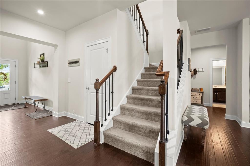 Cartersville, Georgia, 30120, United States, 5 Bedrooms Bedrooms, ,3 BathroomsBathrooms,Residential,For Sale,1877472