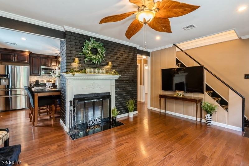 Rahway City, New Jersey, 07065, United States, 3 Bedrooms Bedrooms, ,2 BathroomsBathrooms,Residential,For Sale,1883212