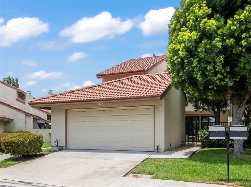 Huntington Beach, California, 92646, United States, 4 Bedrooms Bedrooms, ,3 BathroomsBathrooms,Residential,For Sale,1912576