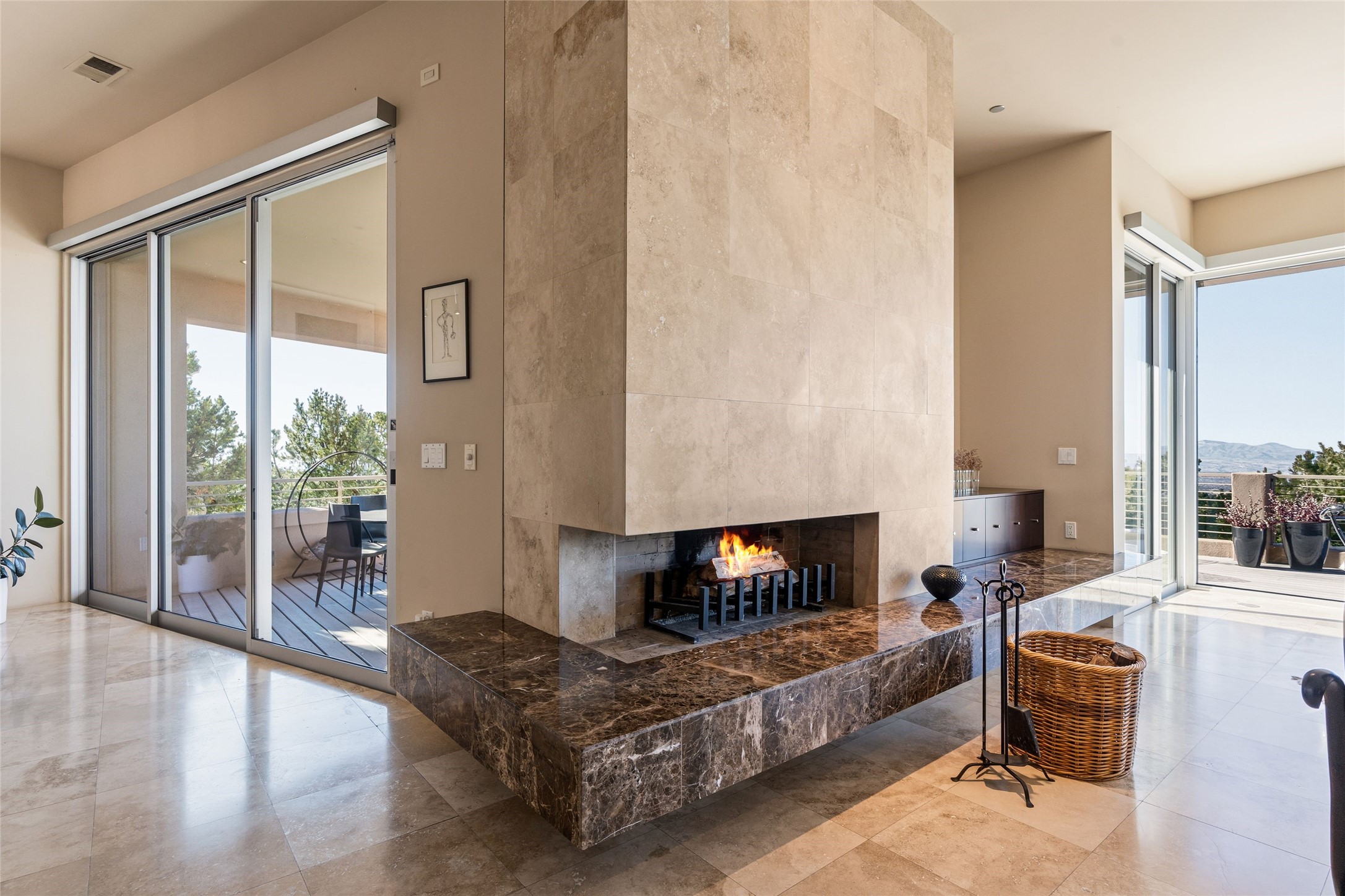  1135 S Summit Drive - 物件實景