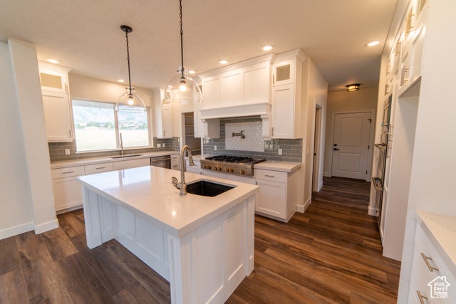 Pine Canyon, Utah, 84074, United States, 4 Bedrooms Bedrooms, ,3 BathroomsBathrooms,Residential,For Sale,1977418