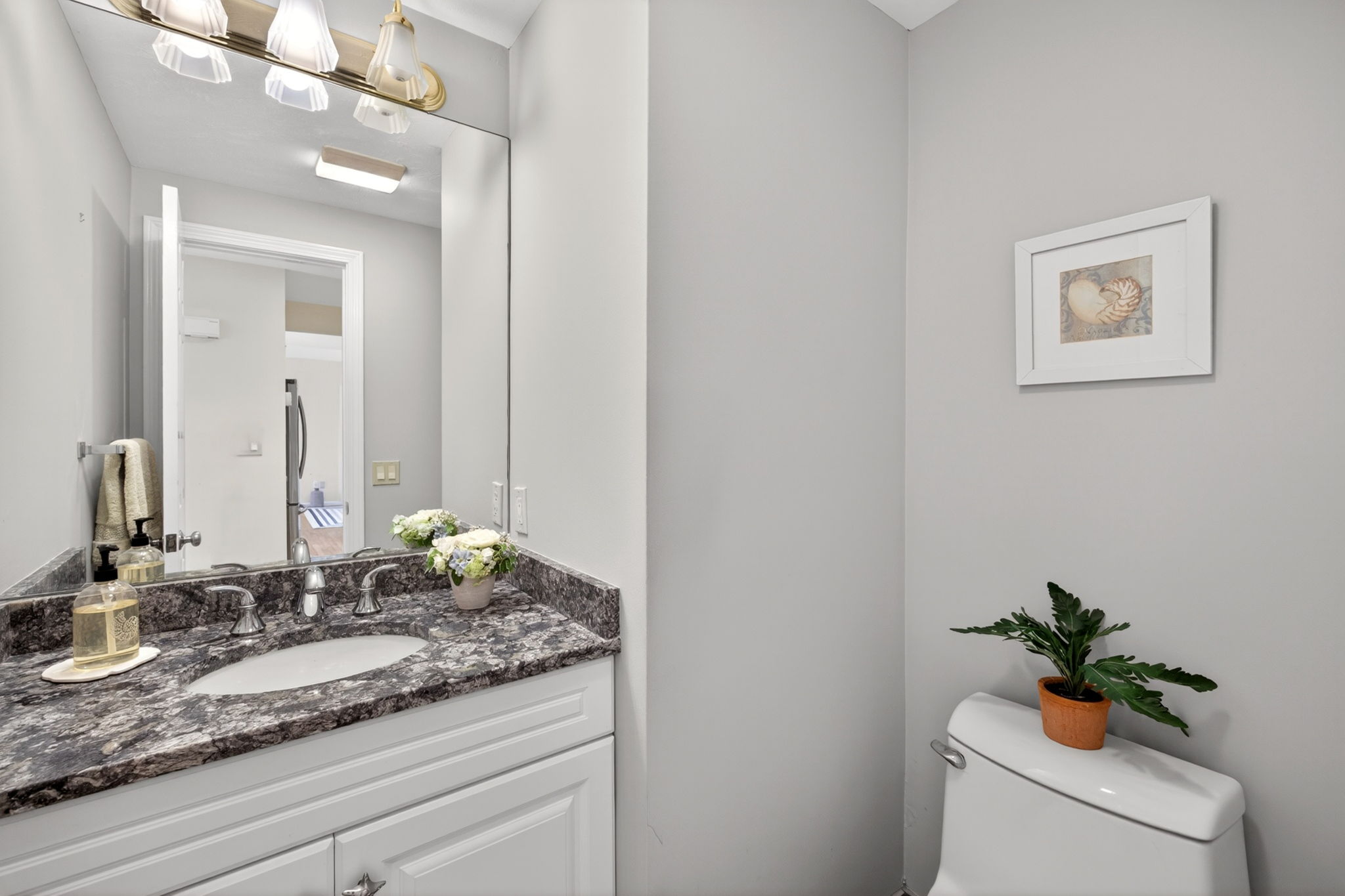  24 W Woods Circle, Yarmouth Port, MA, 02675 - 物件實景