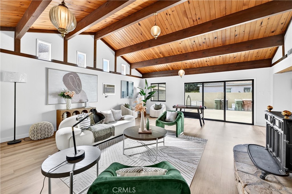 Anaheim, California, 92805, United States, 3 Bedrooms Bedrooms, ,3 BathroomsBathrooms,Residential,For Sale,1927915