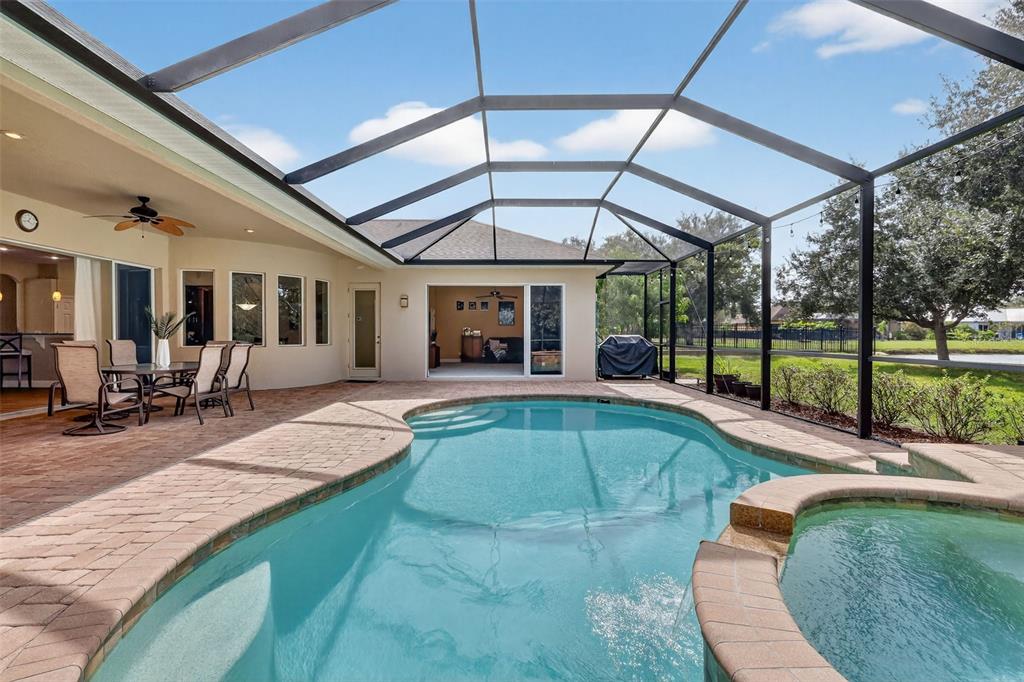 Bradenton, Florida, 34212, United States, 4 Bedrooms Bedrooms, ,3 BathroomsBathrooms,Residential,For Sale,1991075