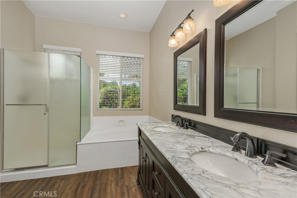 Murrieta, California, 92562, United States, 3 Bedrooms Bedrooms, ,2 BathroomsBathrooms,Residential,For Sale,1896045