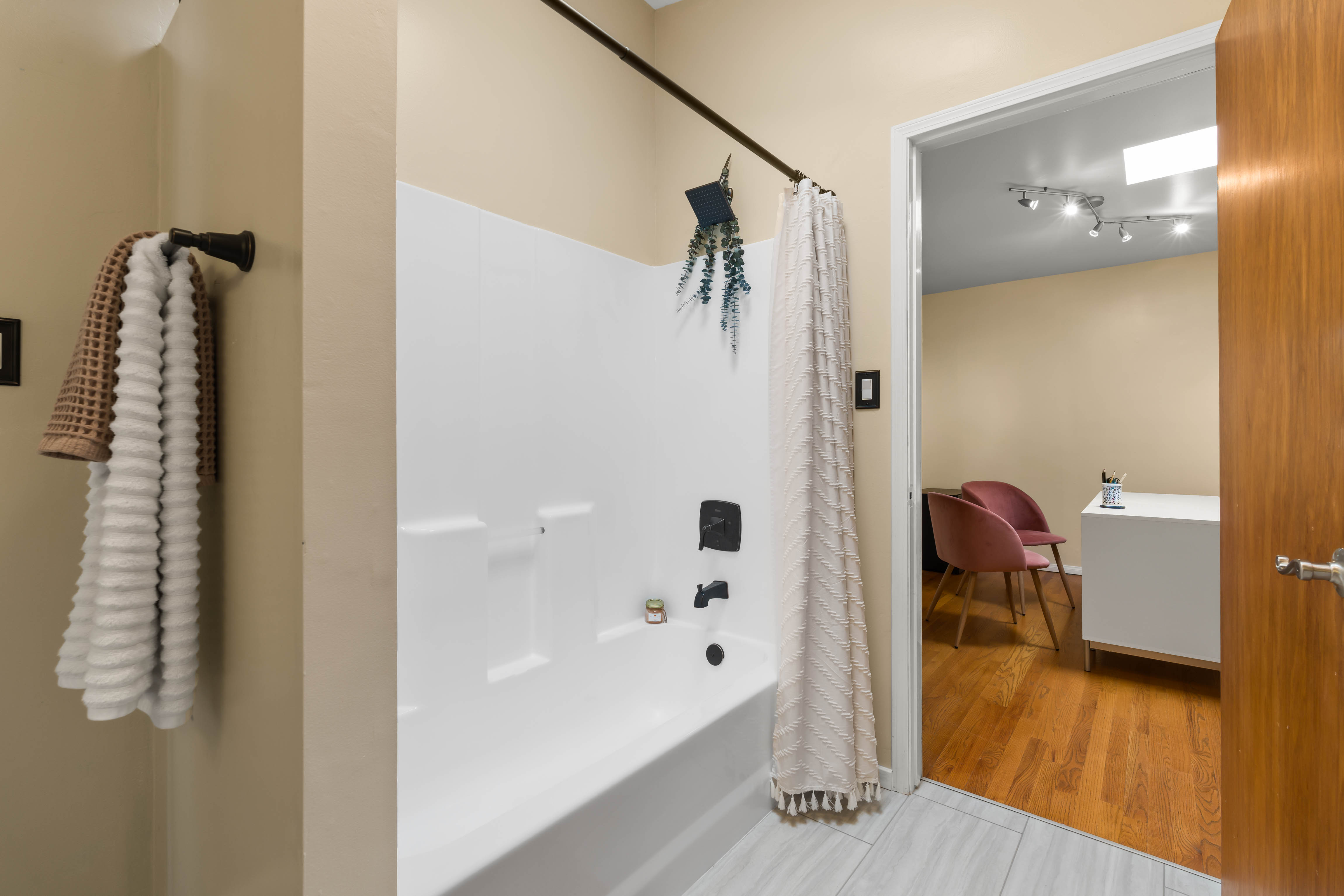  690 Riverside Road, Oak View, CA 93022 - 物件實景