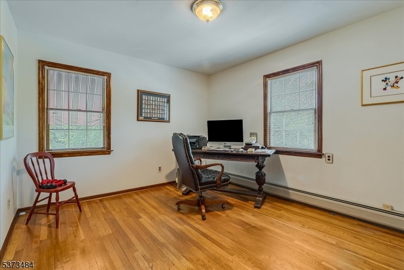 West Milford Twp., New Jersey, 07480-1601, United States, 4 Bedrooms Bedrooms, ,3 BathroomsBathrooms,Residential,For Sale,1928755