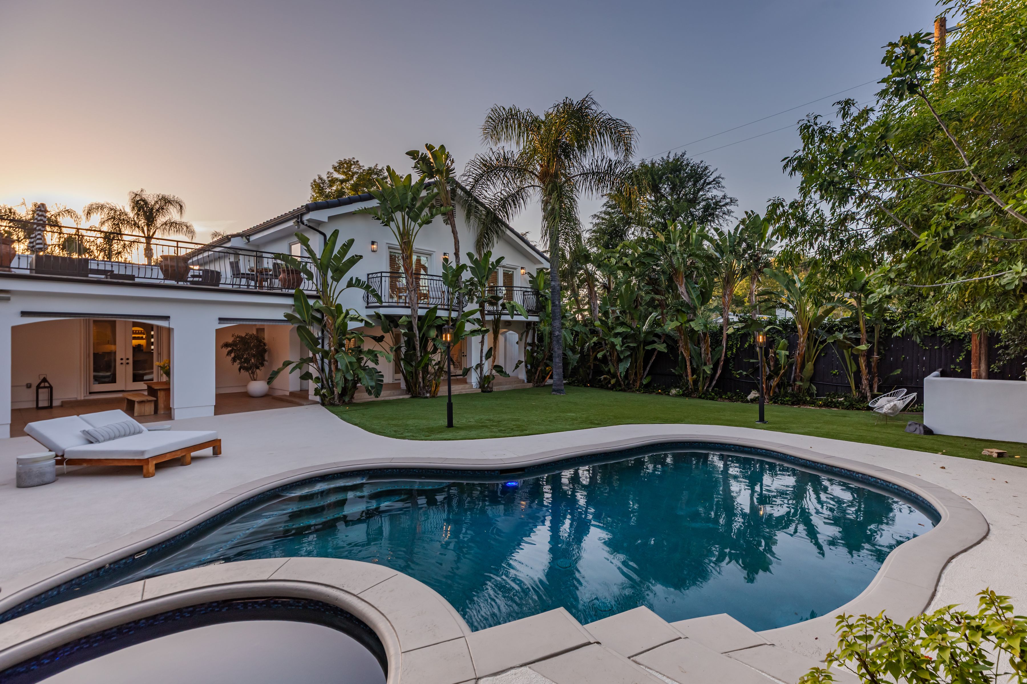  Thoughtfully Reimagined Tarzana Estate - 物件實景
