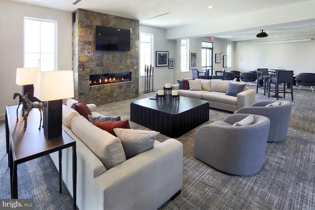 Ashburn, Virginia, 20148, United States, 3 Bedrooms Bedrooms, ,2 BathroomsBathrooms,Residential,For Sale,1977390