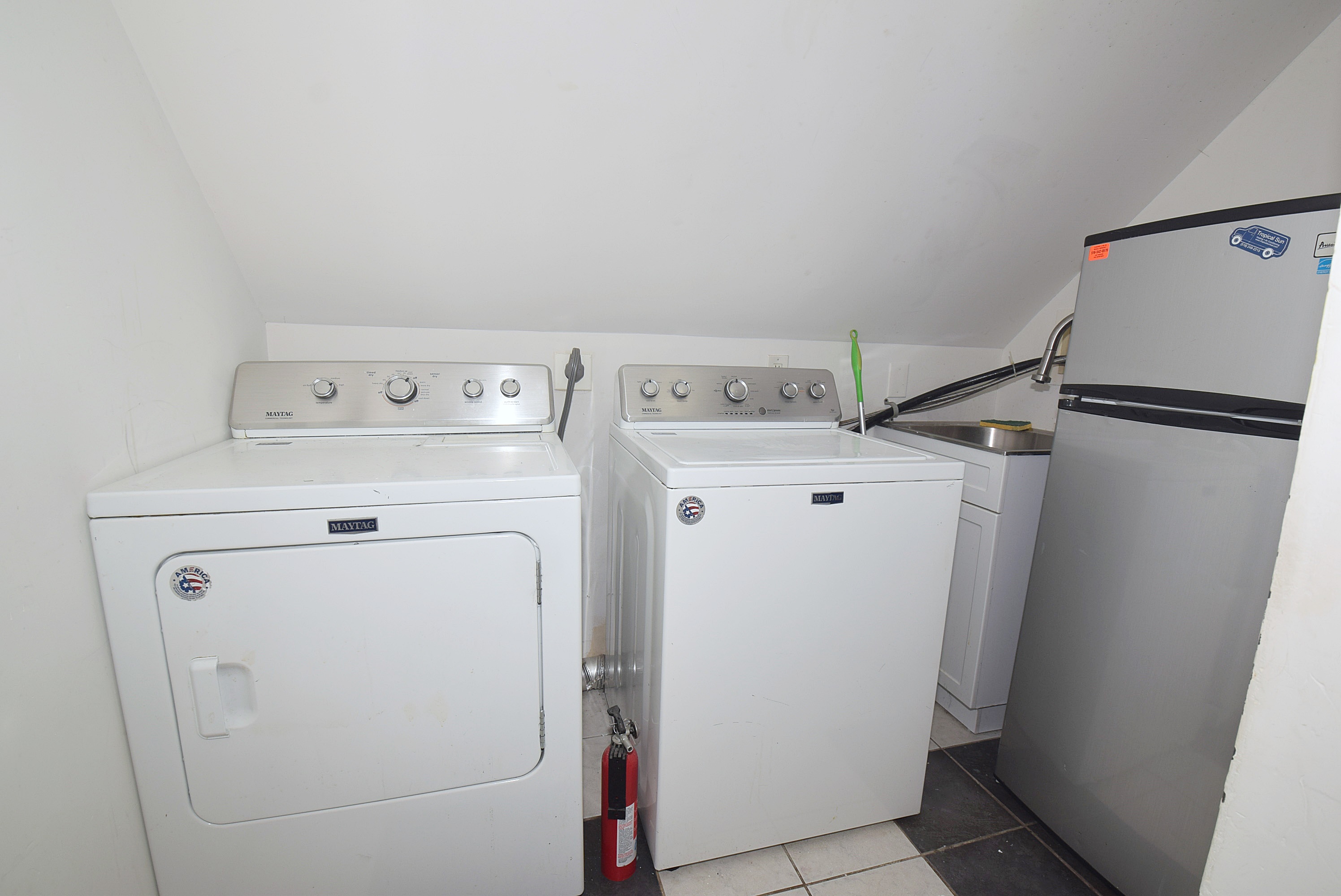 Levittown, New York, 11756, United States, 4 Bedrooms Bedrooms, ,2 BathroomsBathrooms,Residential,For Sale,2000416