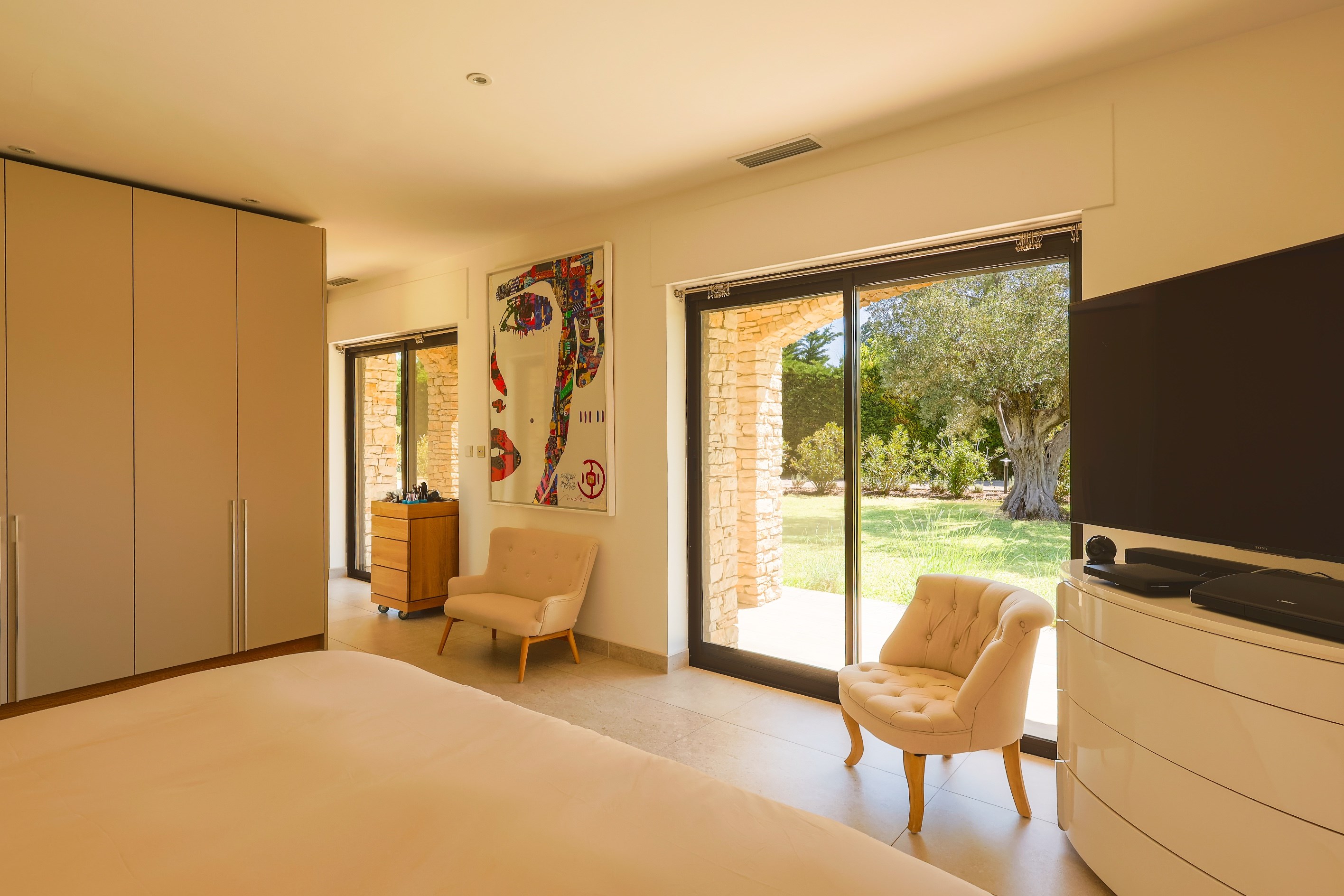  PUYRICARD – Elegant single-storey 350 sqm property with swimming pool and guest… - 物件實景