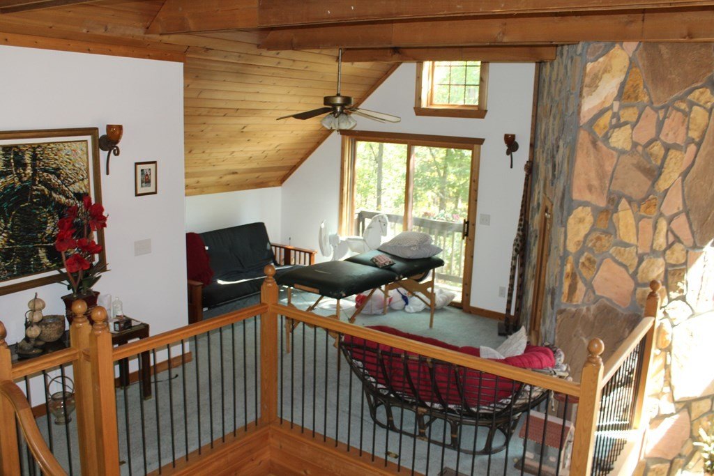 Murphy, North Carolina, 28906, United States, 2 Bedrooms Bedrooms, ,4 BathroomsBathrooms,Residential,For Sale,1915362