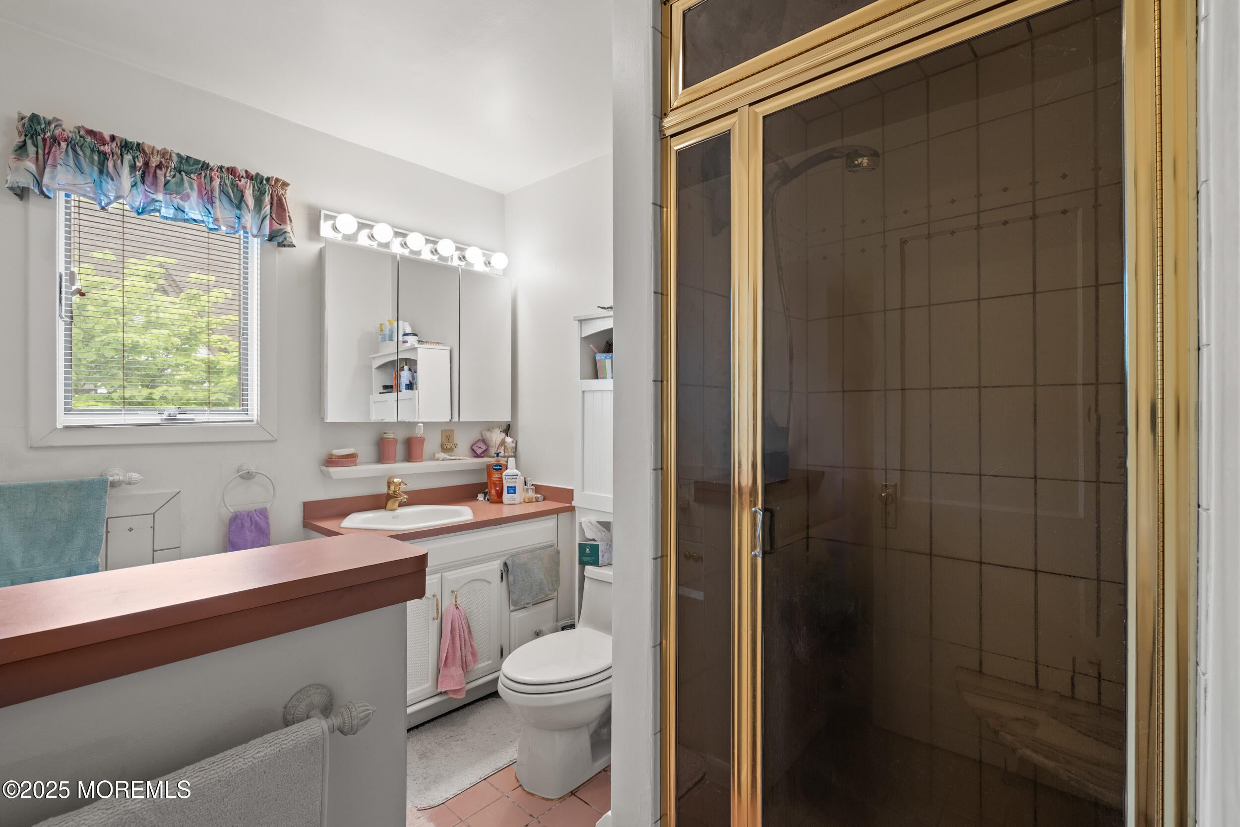 Allenhurst, New Jersey, 07711, United States, 6 Bedrooms Bedrooms, ,4 BathroomsBathrooms,Residential,For Sale,1977688