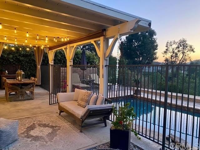 Simi Valley, California, 93065, United States, 3 Bedrooms Bedrooms, ,3 BathroomsBathrooms,Residential,For Sale,1883421