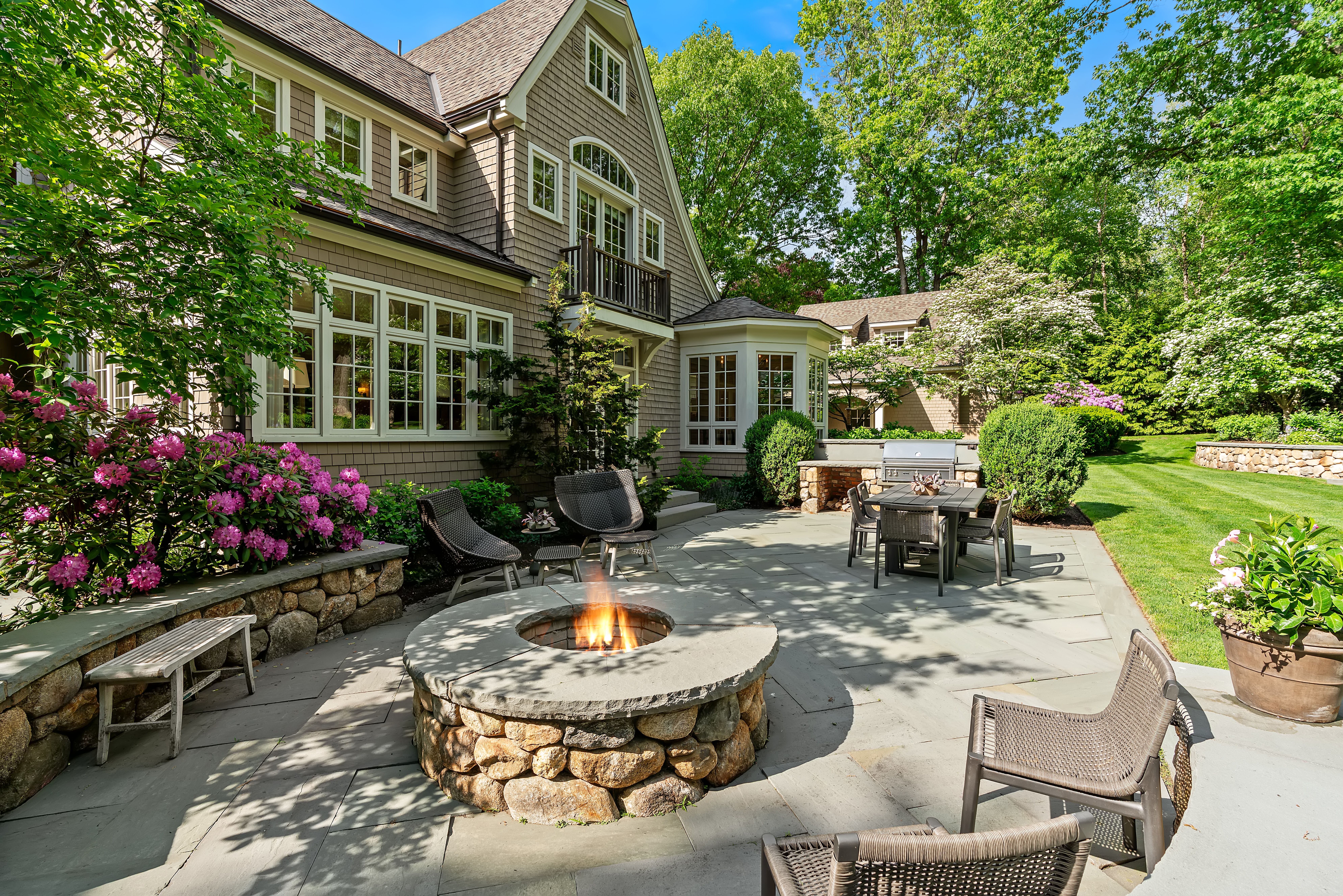  14 Greylock Road, Wellesley, MA, 02481 - 物件實景