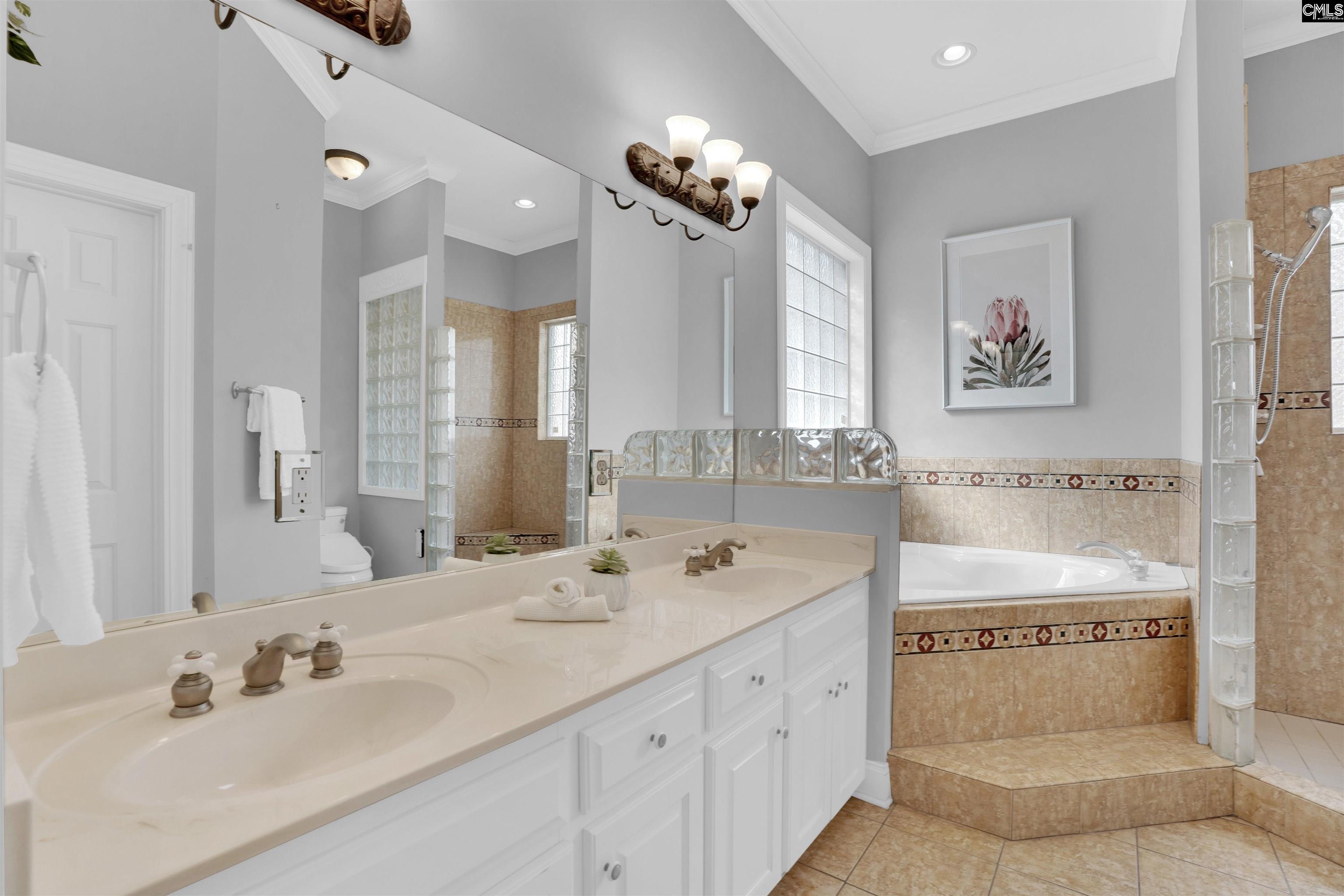 Lexington, South Carolina, 29072, United States, 3 Bedrooms Bedrooms, ,2 BathroomsBathrooms,Residential,For Sale,1744714