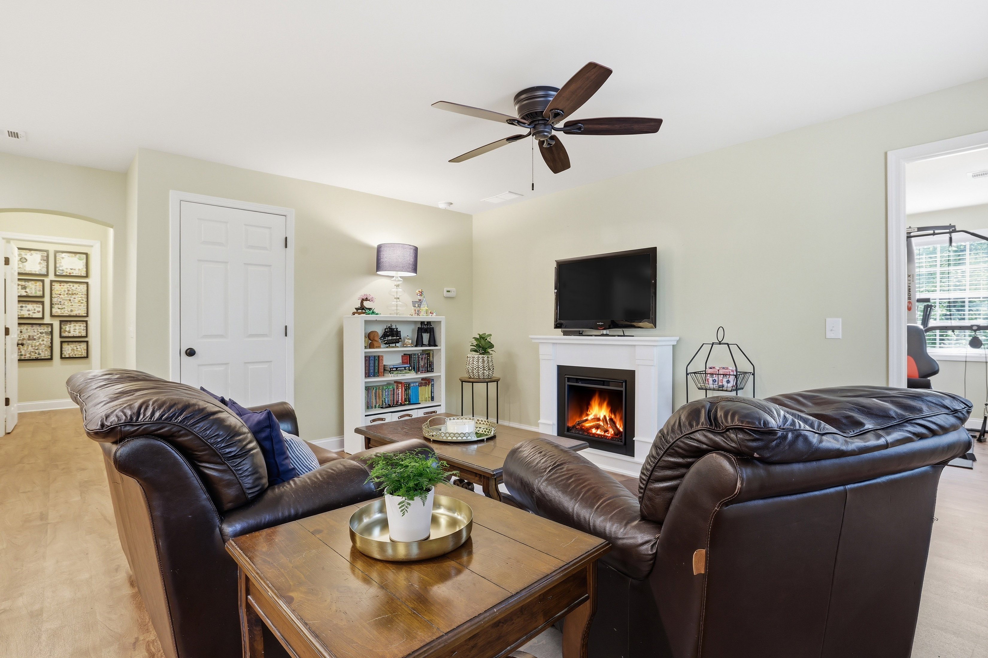  Classic Beauty in Amenity-rich Parkstone Community - 物件實景