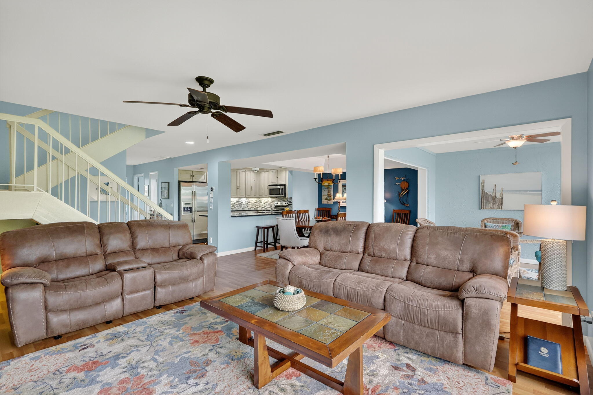 Stuart, Florida, 34997, United States, 3 Bedrooms Bedrooms, ,3 BathroomsBathrooms,Residential,For Sale,1989357