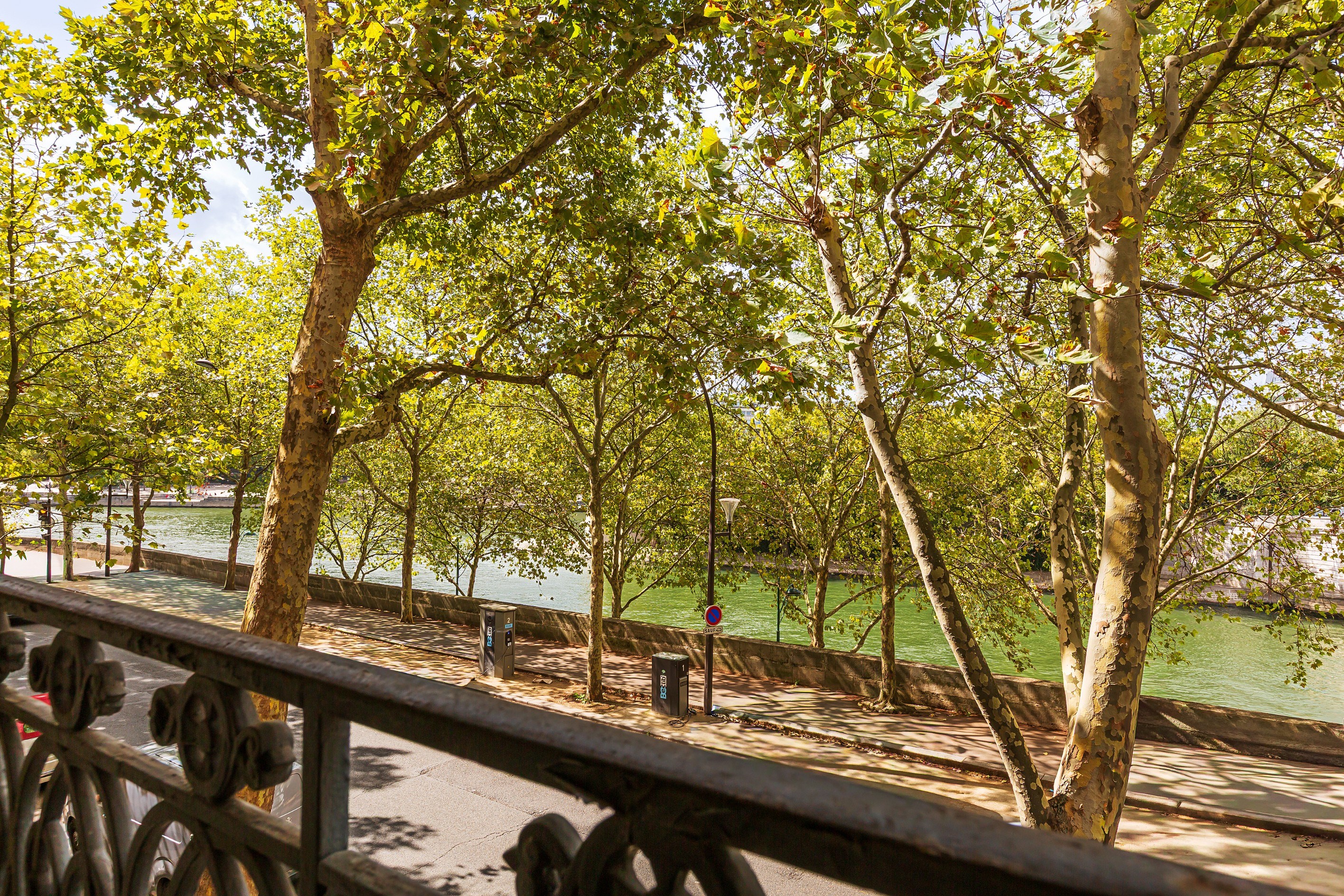  An exceptional address facing l