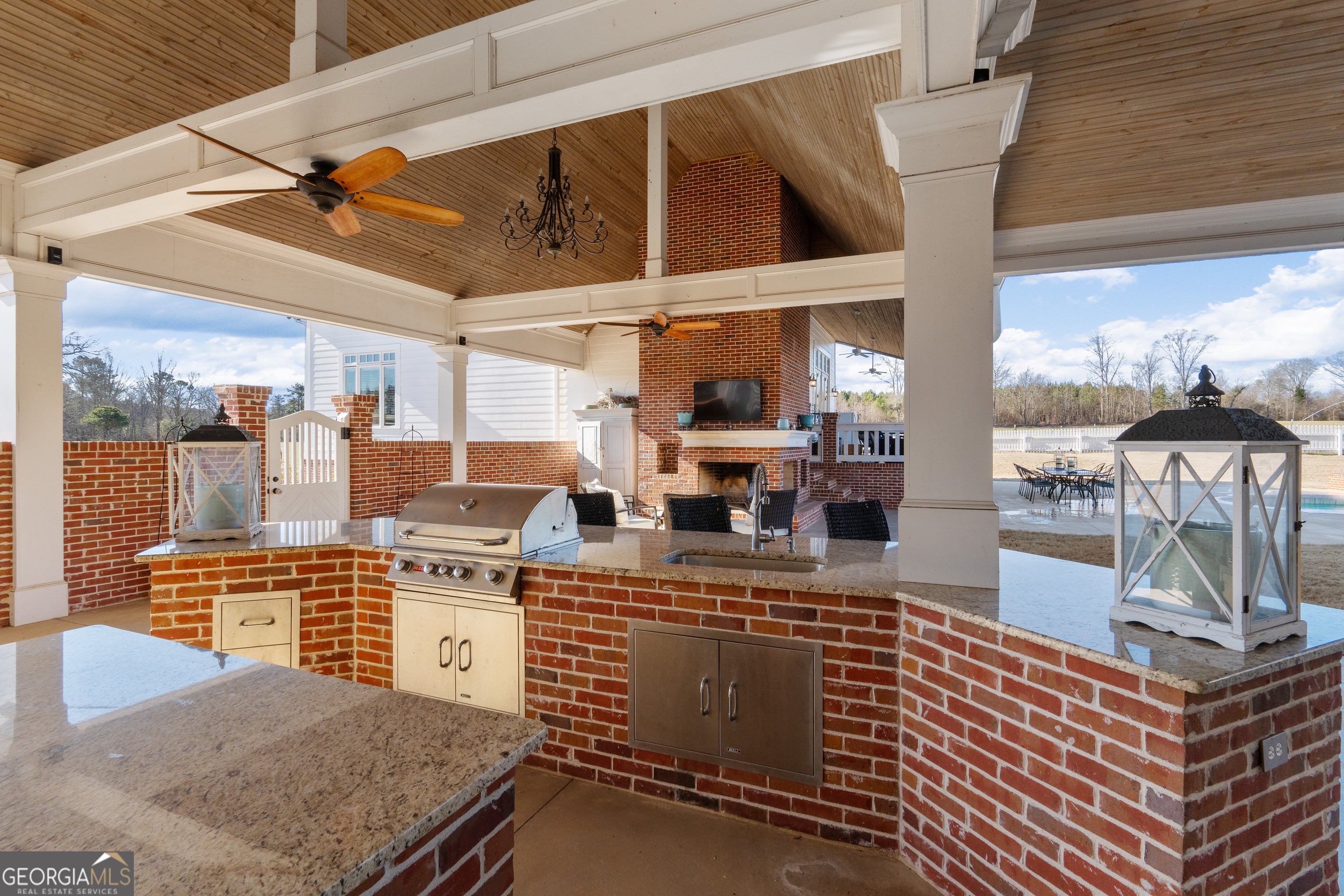 Roopville, Georgia, 30170, United States, 5 Bedrooms Bedrooms, ,5 BathroomsBathrooms,Residential,For Sale,2014555