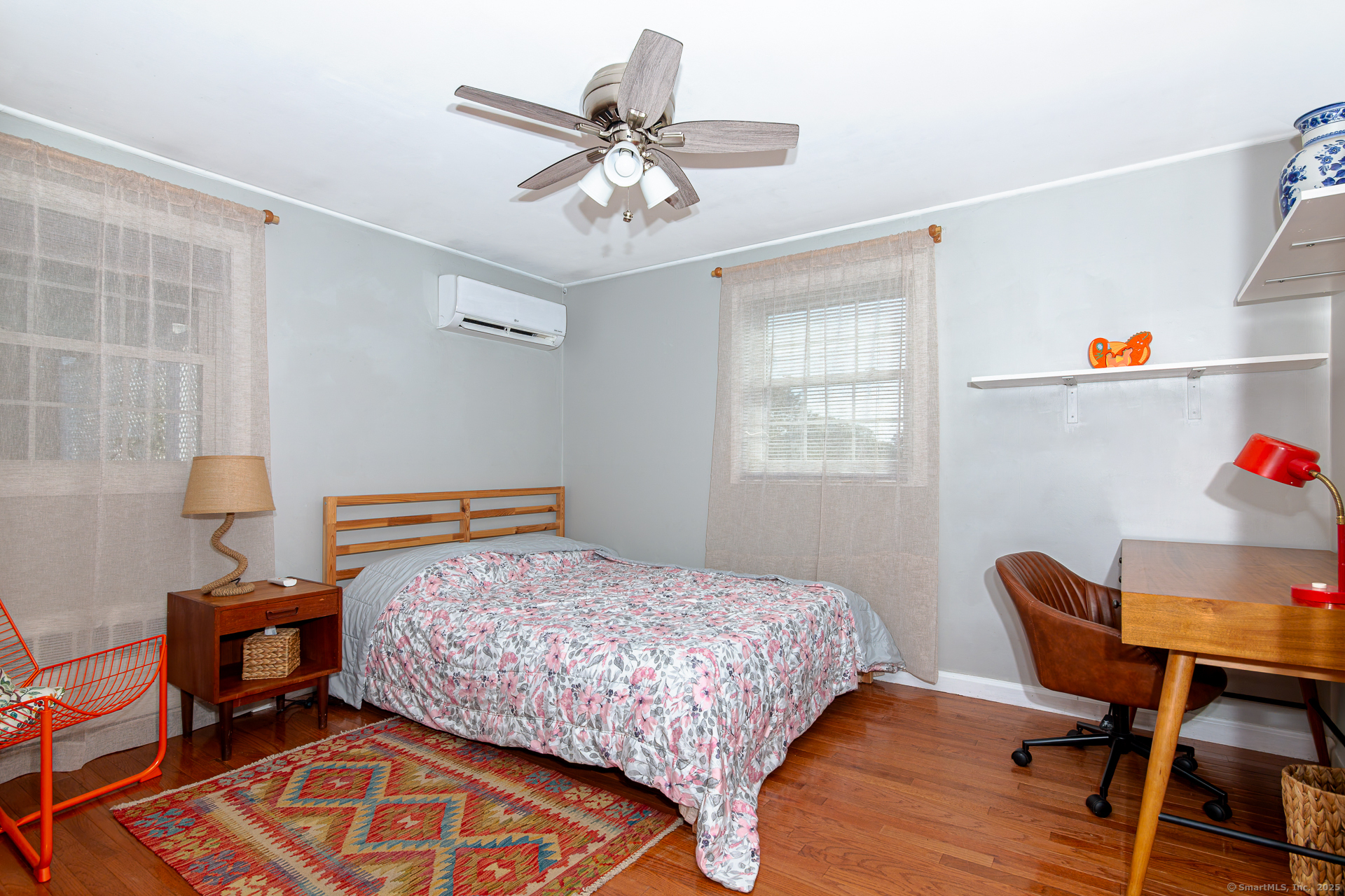 New London, Connecticut, 06320, United States, 2 Bedrooms Bedrooms, ,2 BathroomsBathrooms,Residential,For Sale,1895689