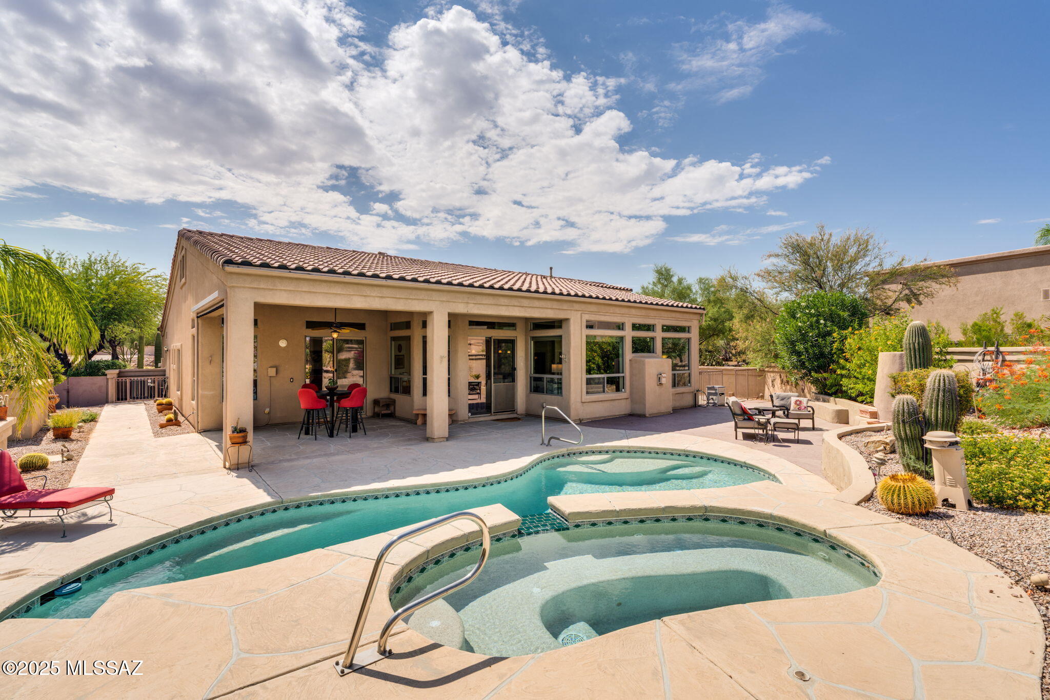 Oro Valley, Arizona, 85755, United States, 3 Bedrooms Bedrooms, ,2 BathroomsBathrooms,Residential,For Sale,1919656