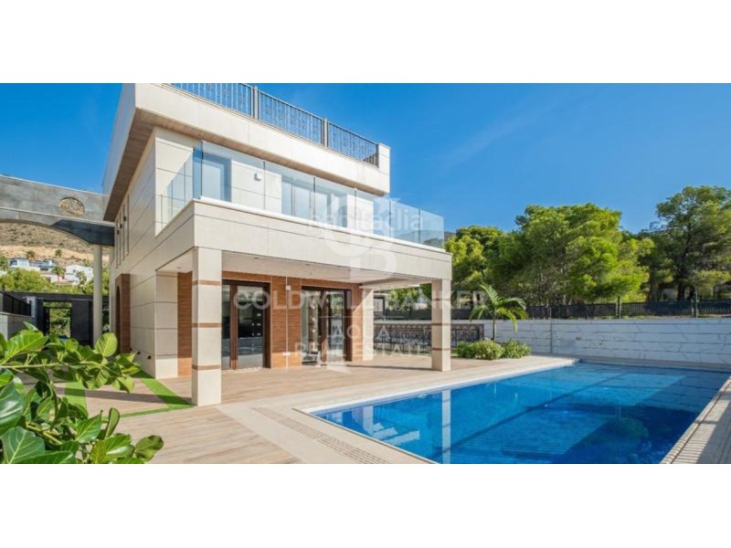 Alicante, Finestrat, Finestrat pueblo, Sierra Cort, Finestrat, Comunidad Valenciana, ES, 5 Bedrooms Bedrooms, ,4 BathroomsBathrooms,Residential,For Sale,Alicante, Finestrat, Finestrat pueblo, Sierra Cort,1570869