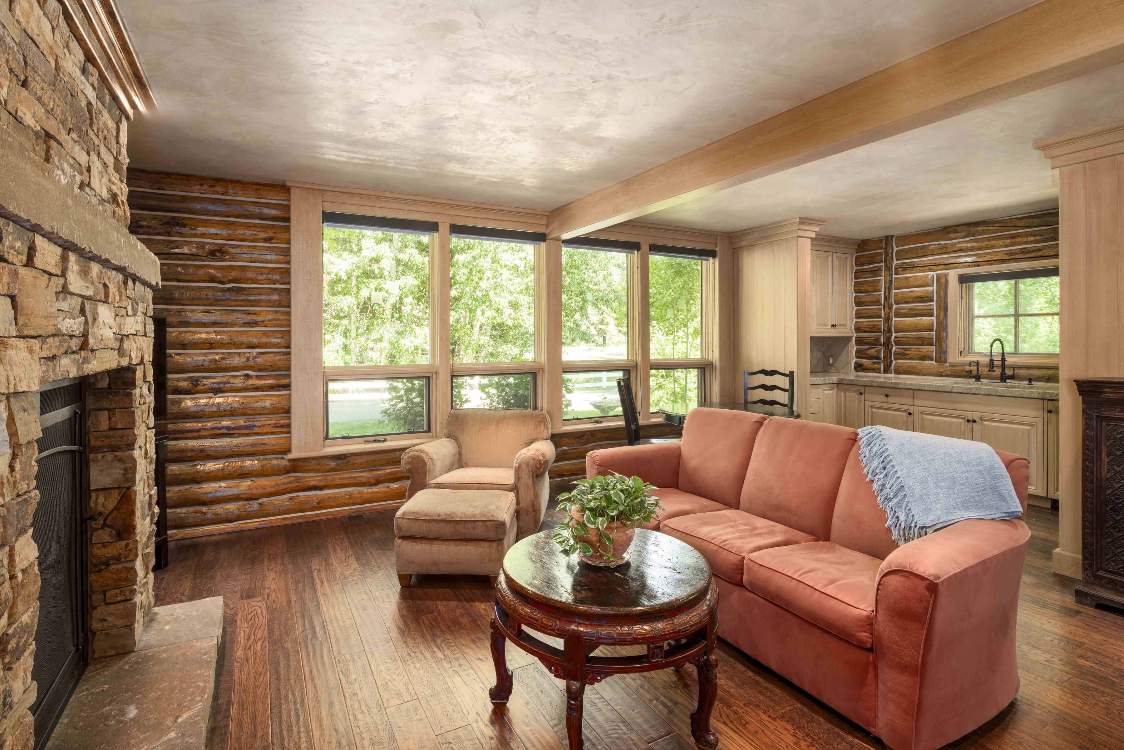  Rustic Warmth and Contemporary Touches Create An Idyllic Sun Valley Area Estate - 物件實景
