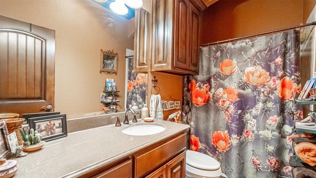 Lipan, Texas, 76462, United States, 4 Bedrooms Bedrooms, ,4 BathroomsBathrooms,Residential,For Sale,1942580