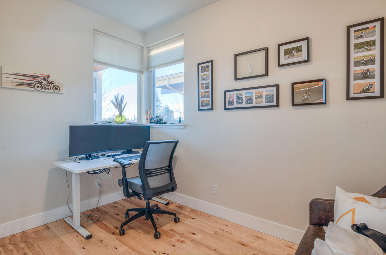 Bend, Oregon, 97703, United States, 3 Bedrooms Bedrooms, ,2 BathroomsBathrooms,Residential,For Sale,2005766