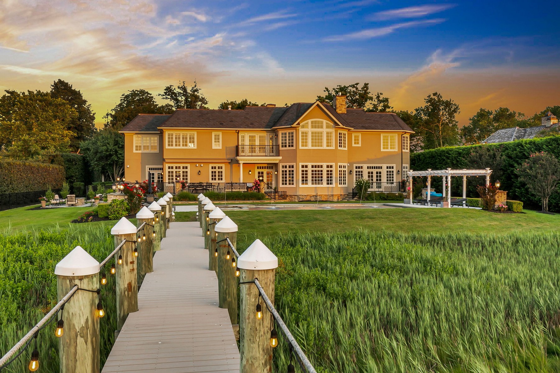  Experience the pinnacle of waterfront living. - 物件實景