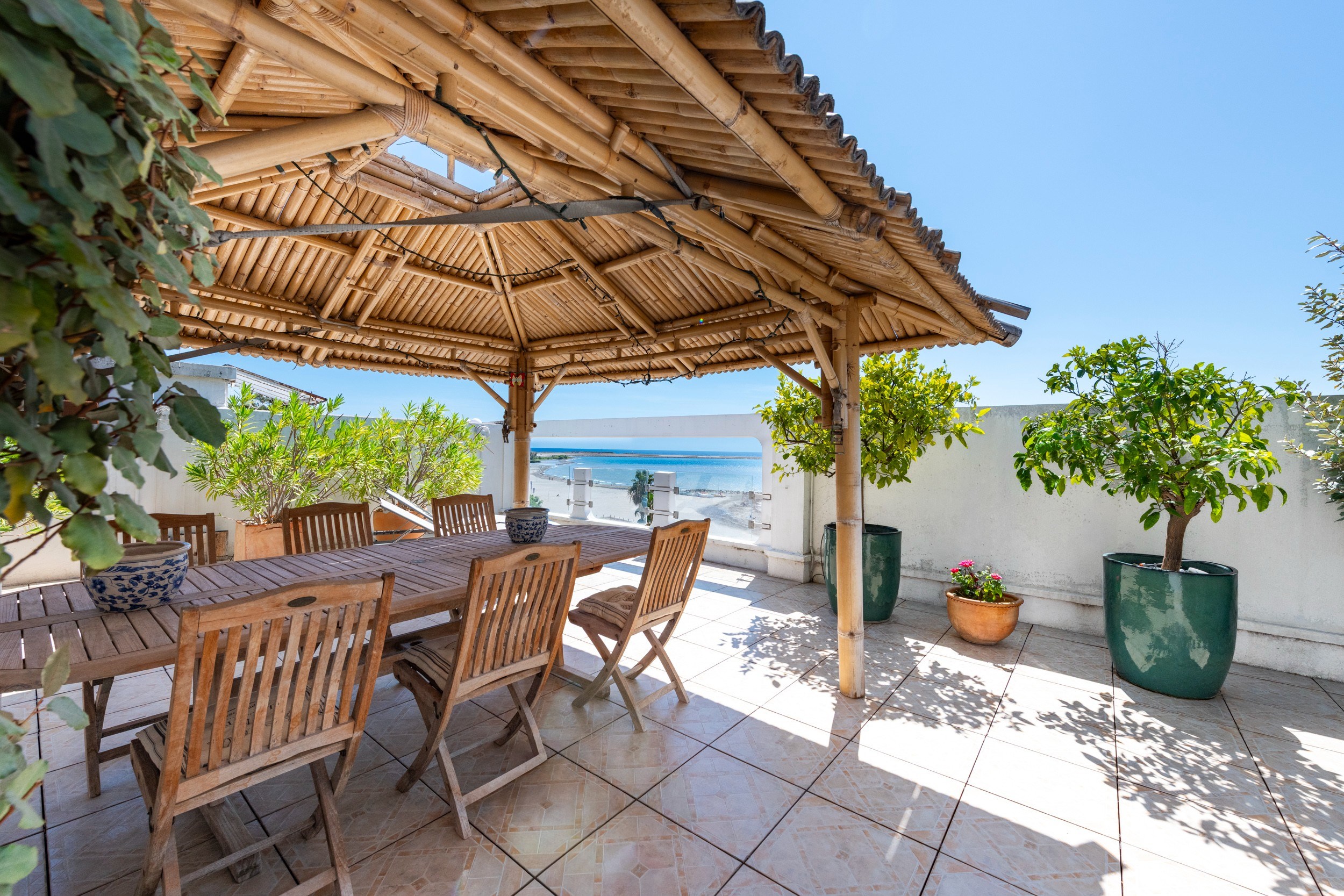  Saint Laurent du Var, 88 sqm two bedroom penthouse with 115 sqm of terraces and… - 物件實景