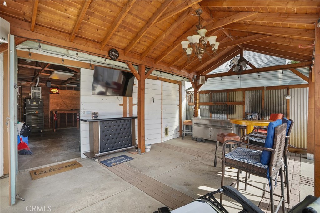 Santa Maria, California, 93454, United States, 5 Bedrooms Bedrooms, ,3 BathroomsBathrooms,Residential,For Sale,2032252