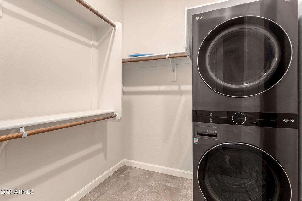 Chandler, Arizona, 85286, United States, 4 Bedrooms Bedrooms, ,Residential,For Sale,1976869