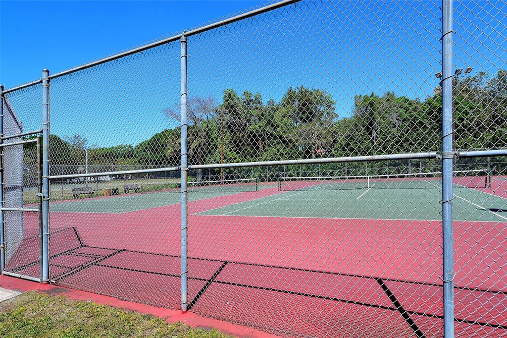 Sarasota, Florida, 34239, United States, 4 Bedrooms Bedrooms, ,2 BathroomsBathrooms,Residential,For Sale,1942091