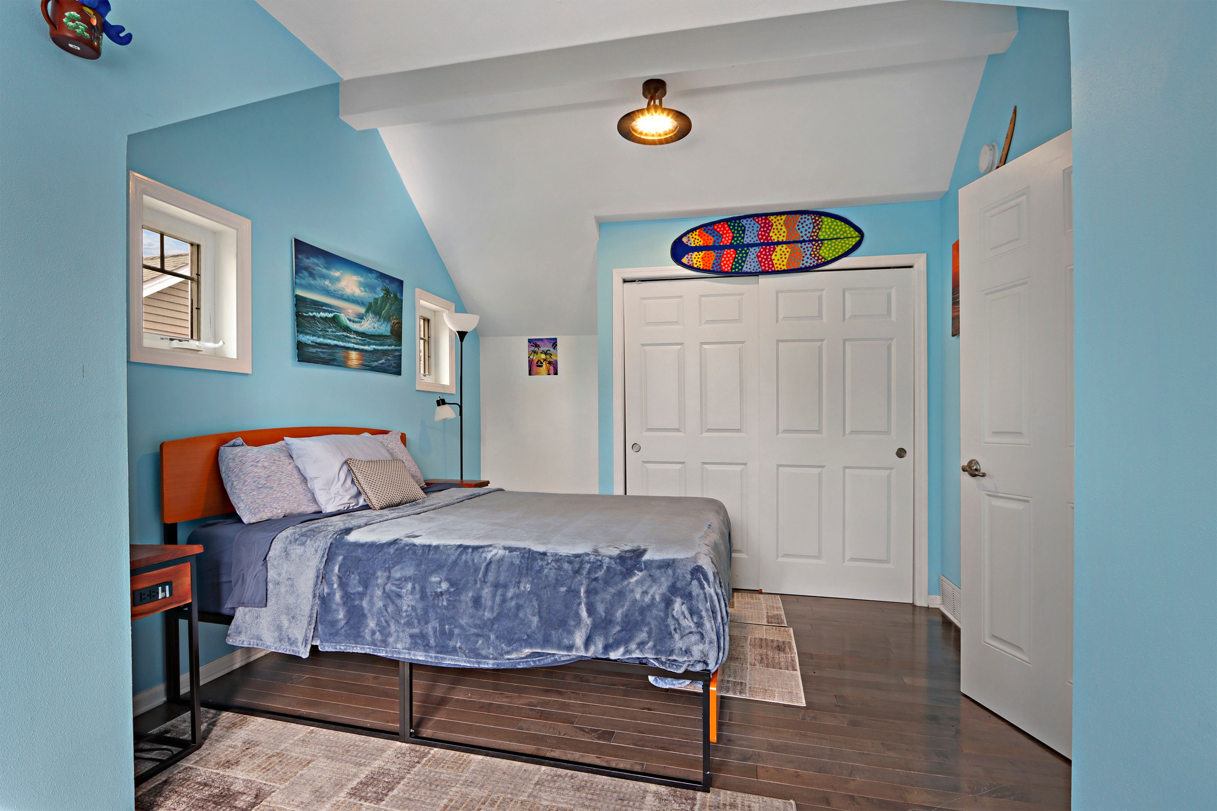  Gracious Lake Como Waterfront Retreat with Proven Rental Income - 物件實景