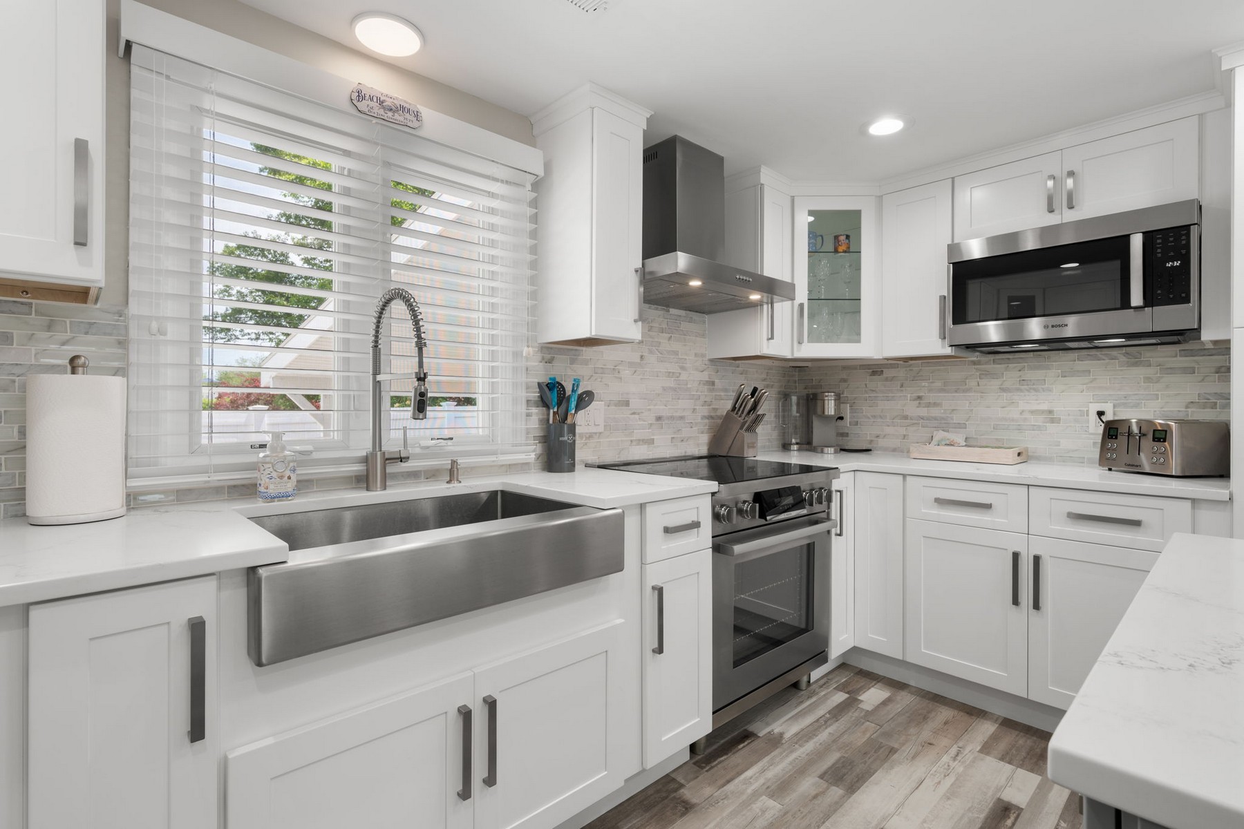  completely remodeled and update contemporary ranch - 物件實景