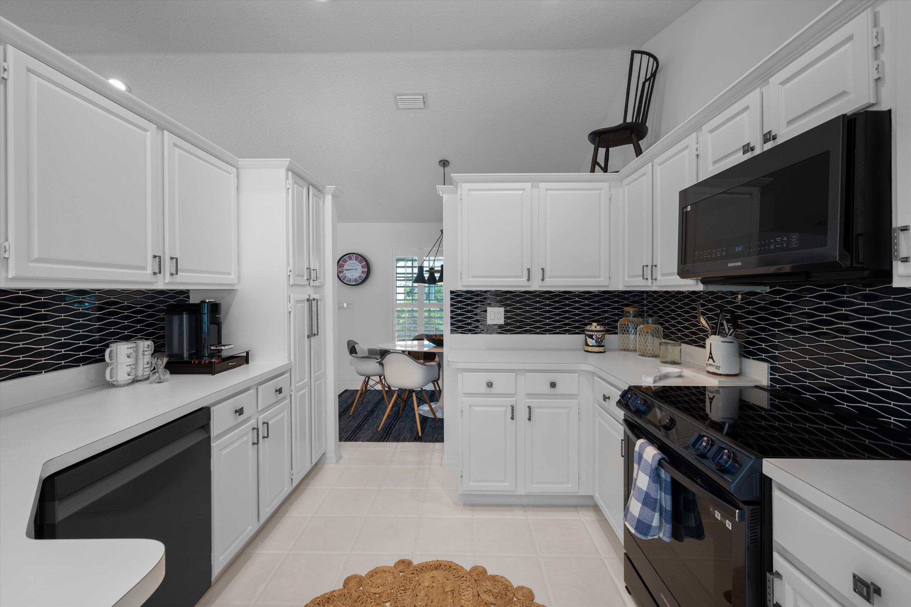  2252 Las Casitas Drive - 物件實景