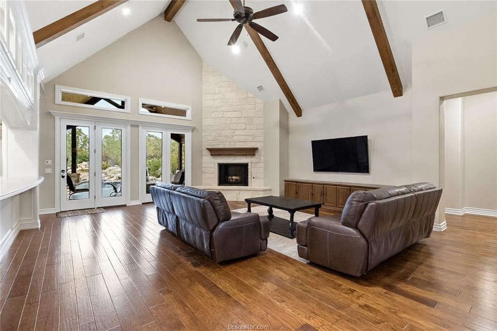 College Station, Texas, 77845, United States, 6 Bedrooms Bedrooms, ,7 BathroomsBathrooms,Residential,For Sale,2000779