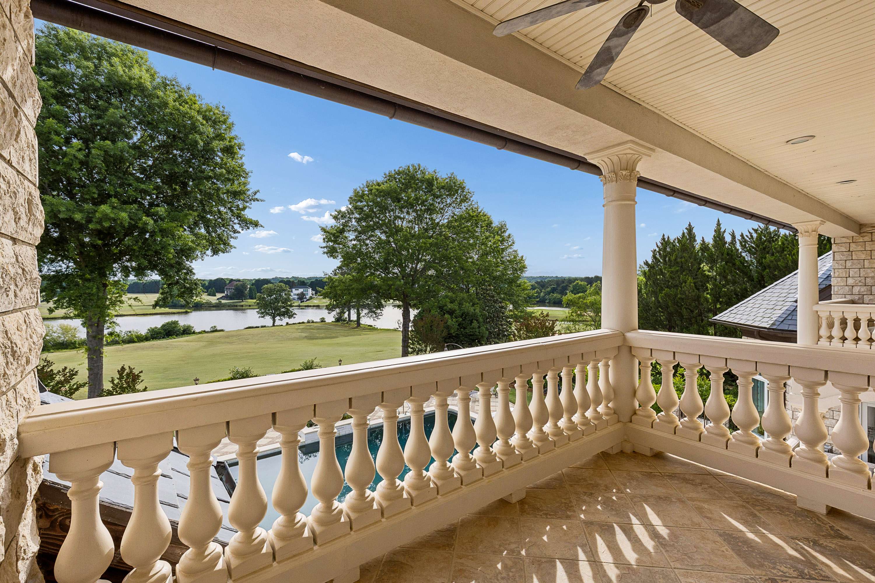  Mediterranean Limestone Estate of Rare Provenance in Whitewater Creek - 物件實景
