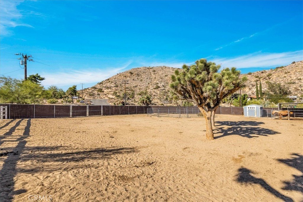 Yucca Valley, California, 92284, United States, 3 Bedrooms Bedrooms, ,2 BathroomsBathrooms,Residential,For Sale,1997054